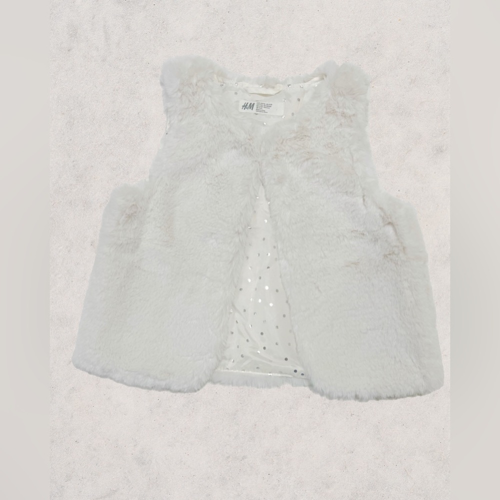 H&M Girl’s White Faux Fur Vest- Size 5T/6